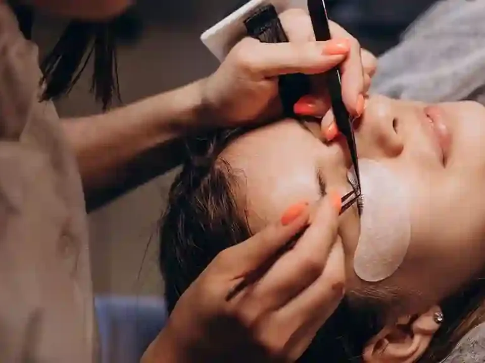 service lashes